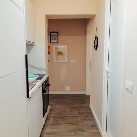 Lake View City Apartment Tirana